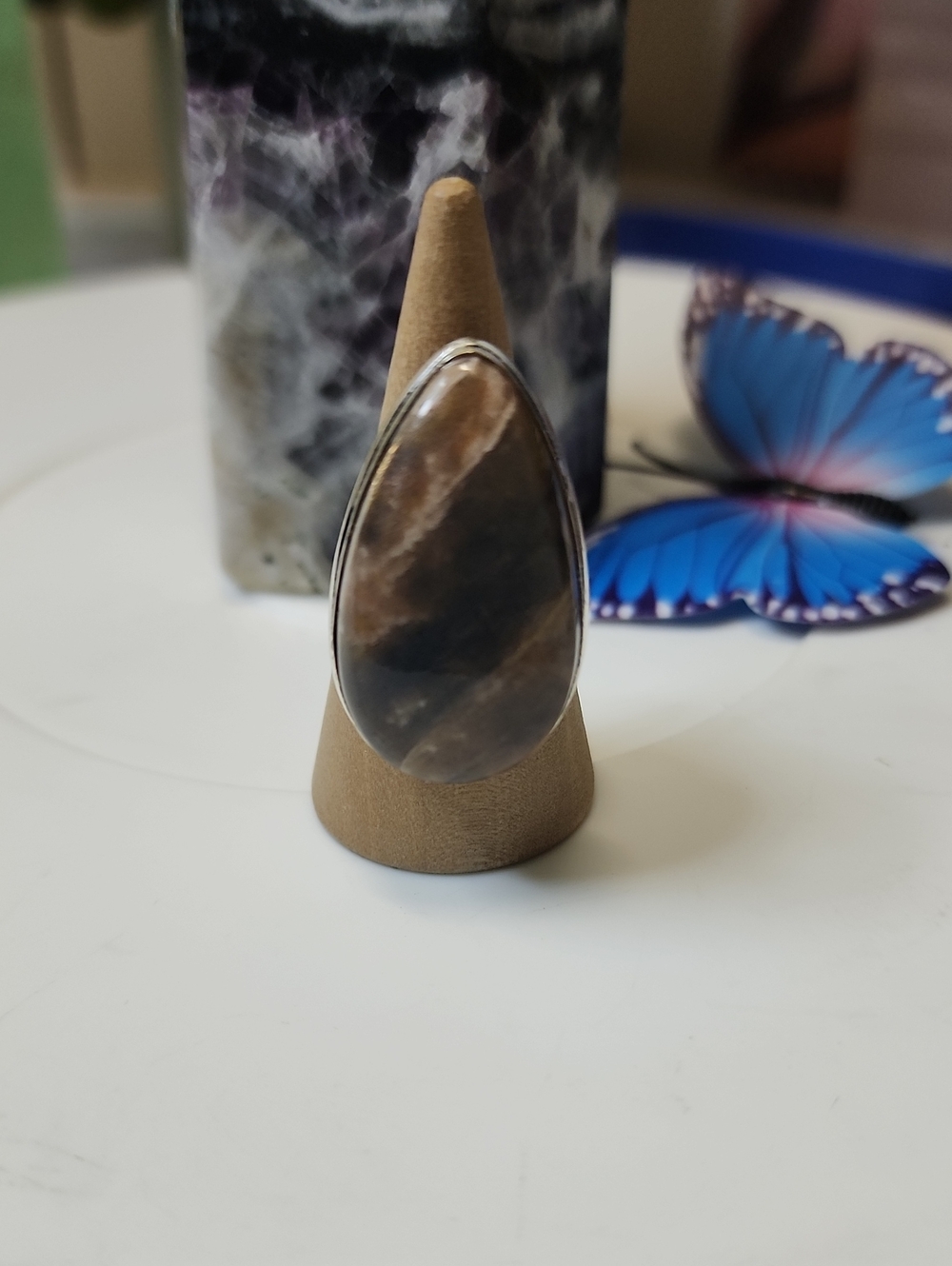 Handcrafted Brown Teardrop Stone Ring